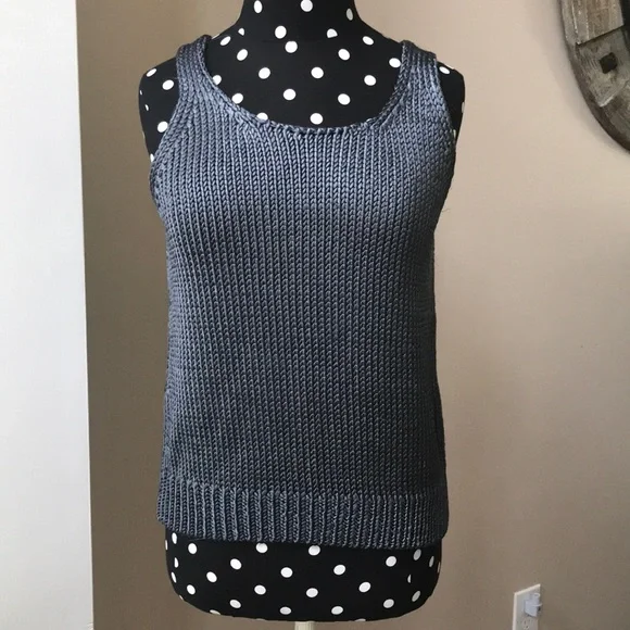 Vince Crop Sleeveless Silk Knitted Tank - Picture 3 of 8